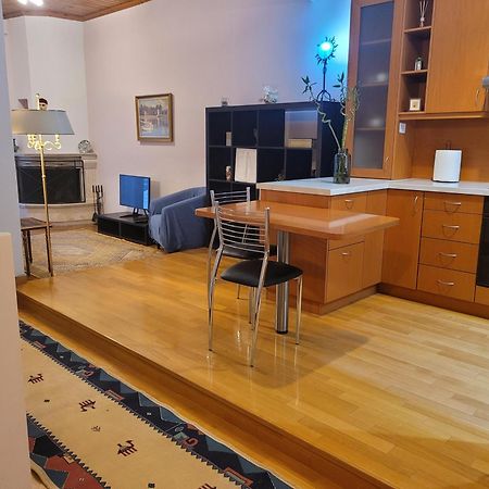 City Center Apartment Арта Экстерьер фото