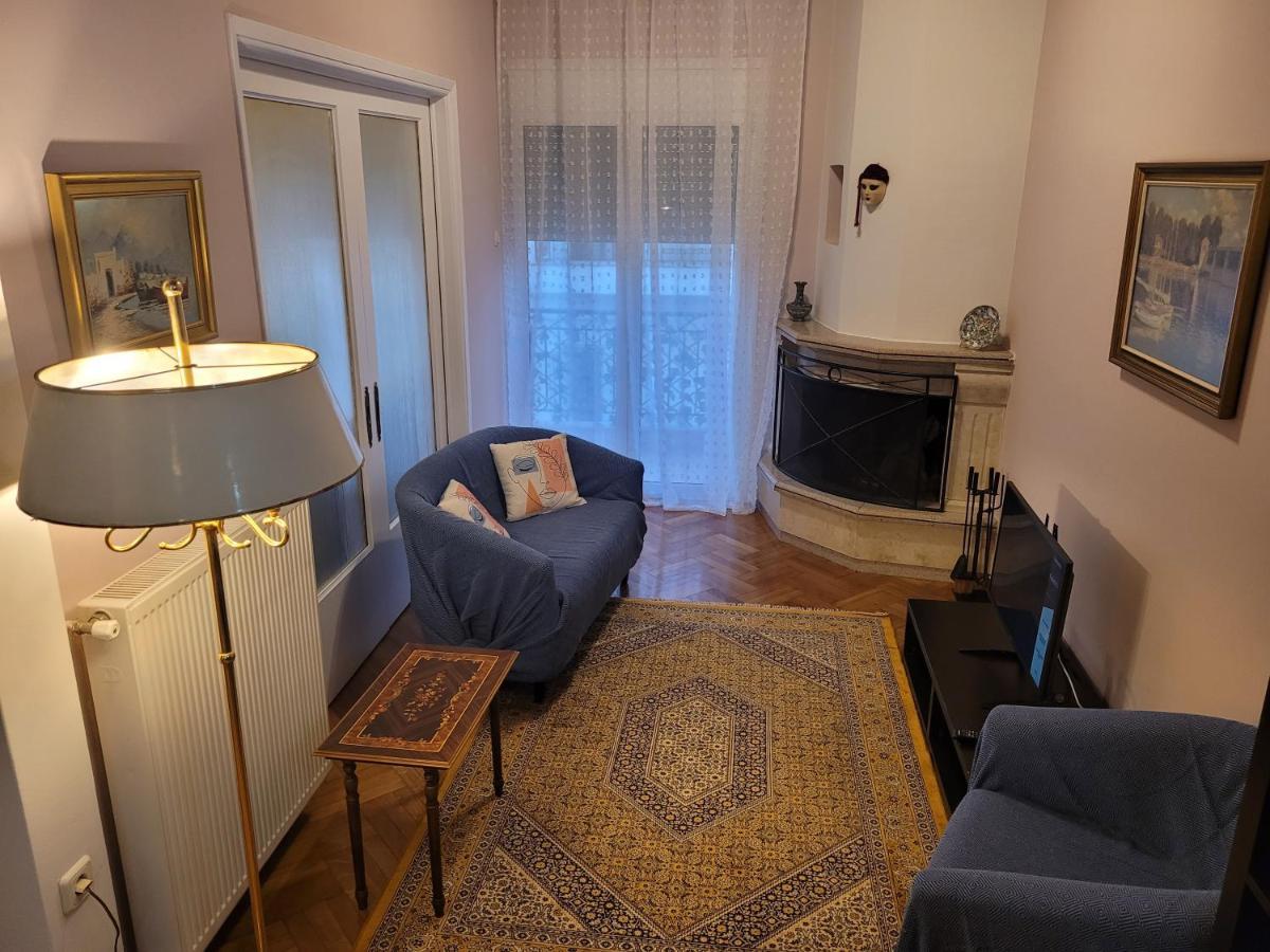 City Center Apartment Арта Экстерьер фото